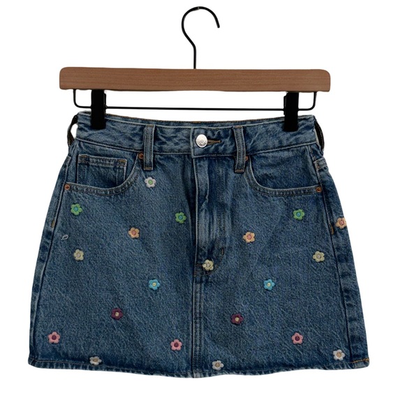 PacSun Dresses & Skirts - PacSun Floral Embroidered Denim Mini Skirt